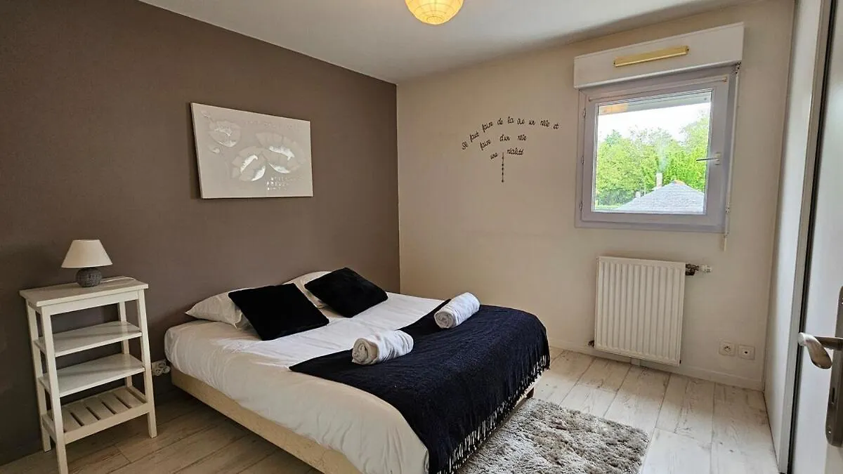 Francheville - Balcon - Parking - Wifi Vannes Apartamento
