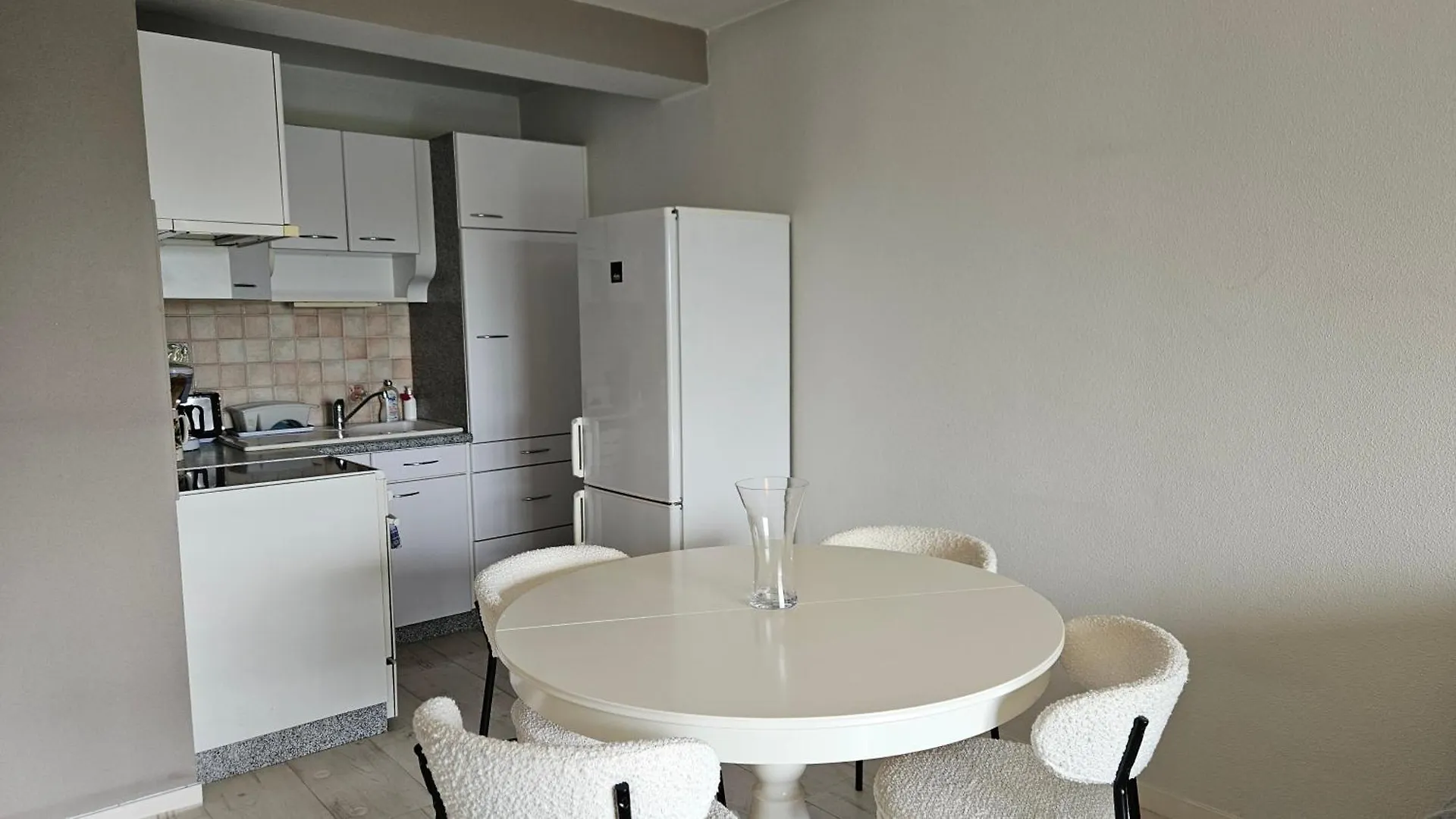 Francheville - Balcon - Parking - Wifi Vannes Francia